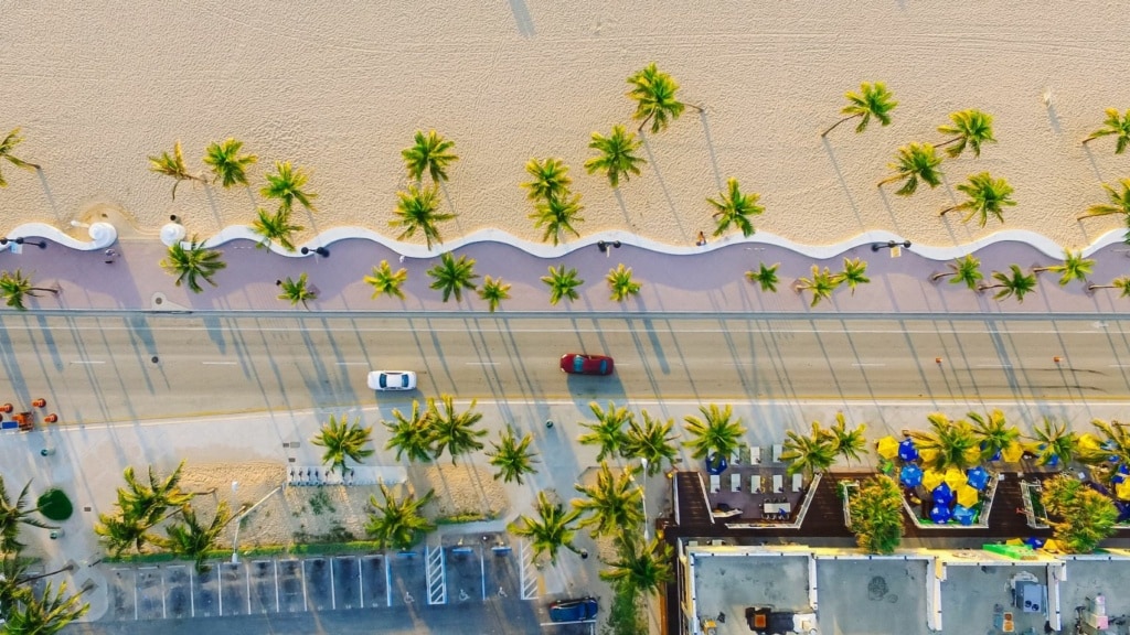 Drohnenaufnahme Strand und Promenade Fort Lauderdale
