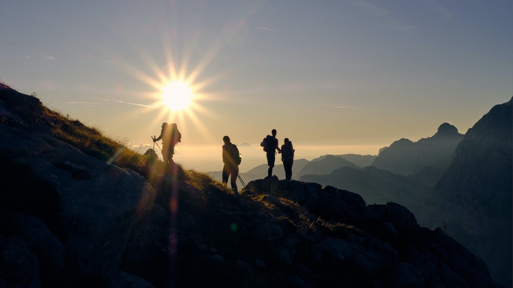 Hüttenwanderung in den Alpen