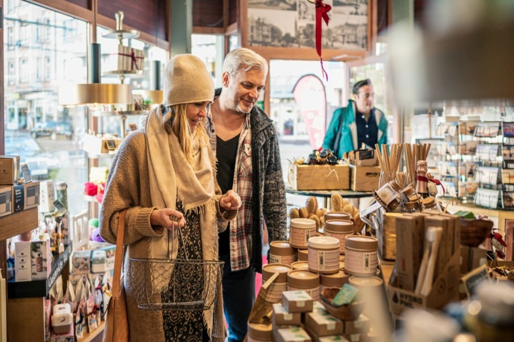 Wer ein Geschenk braucht, ist hier genau richtig! Der Wunscherfüller hat die ein oder andere Überraschung auf Lager. Foto: TMV/Tiemann