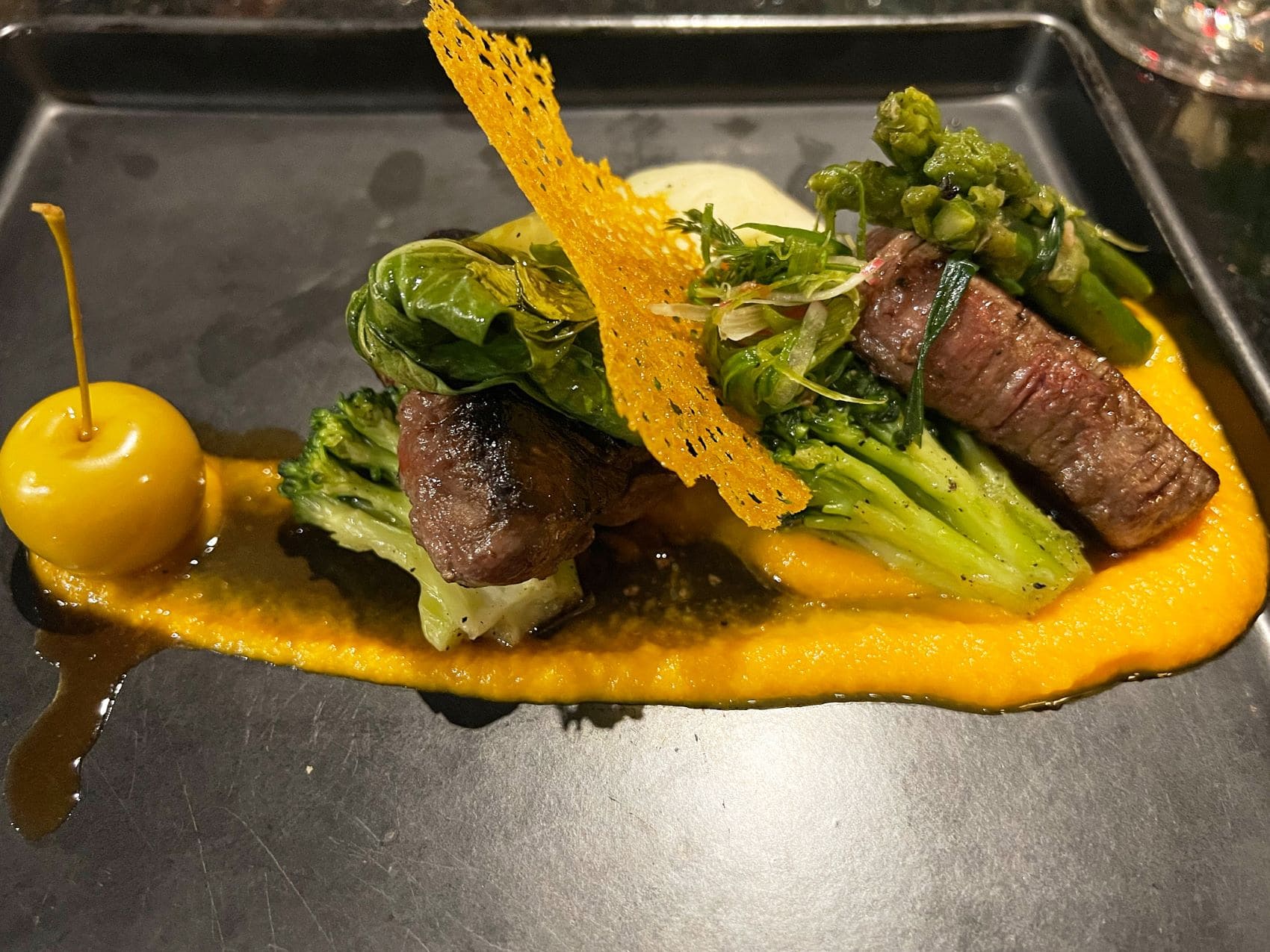 Essen in einem Restaurant im Heritage Le Telfair
