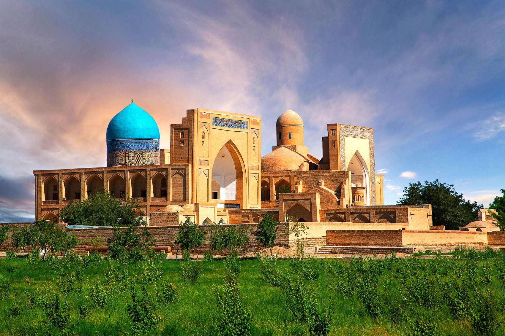 Komplex von Chor Bakr bei Sonnenaufgang, Bukhara, Usbekistan.