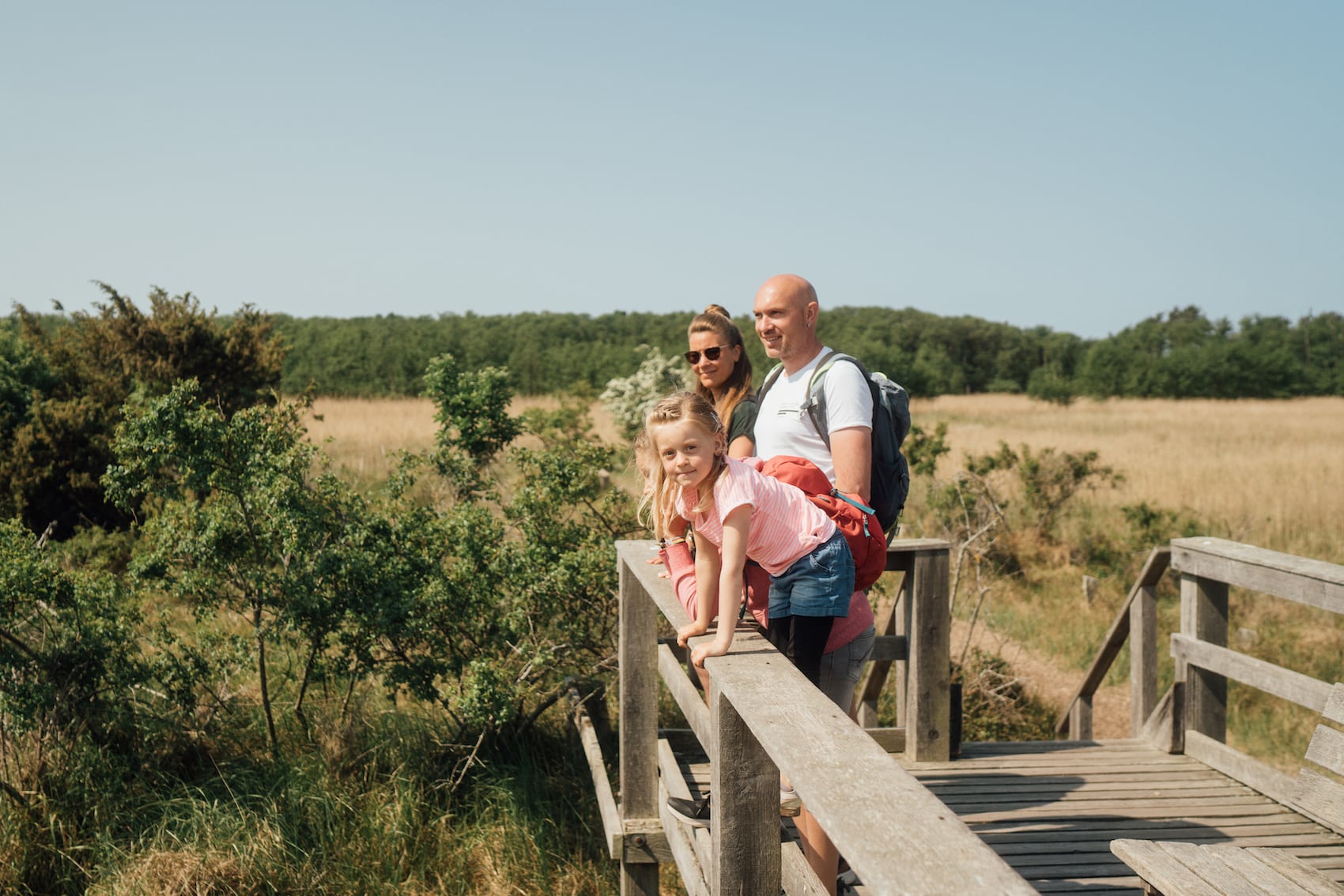 Die Liebe zur Natur fängt in Kinderjahren an. Und in den Darßer Ort kann man sich leicht verlieben. I Foto: TMV/Petermann