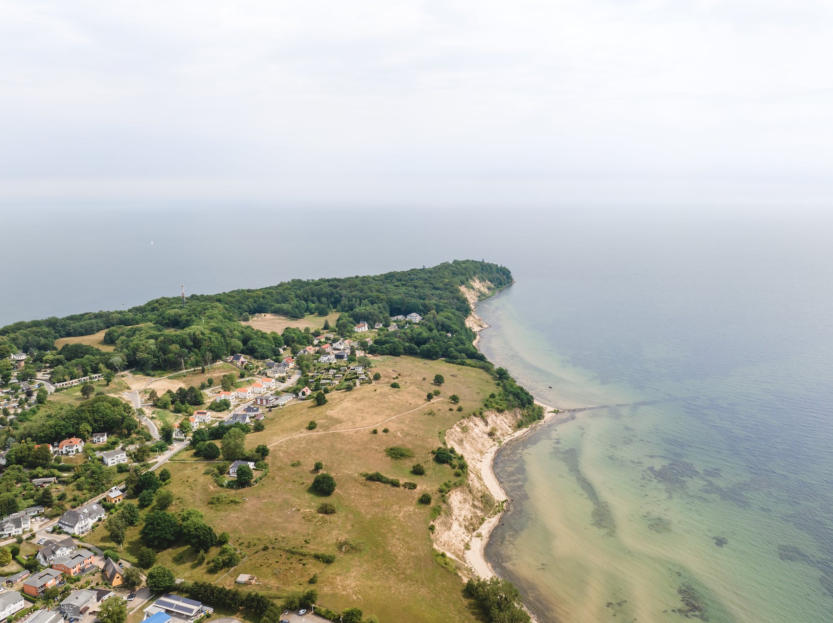 Blick auf Göhren auf Rügen aus der Luft. I Foto: TMV/Gross