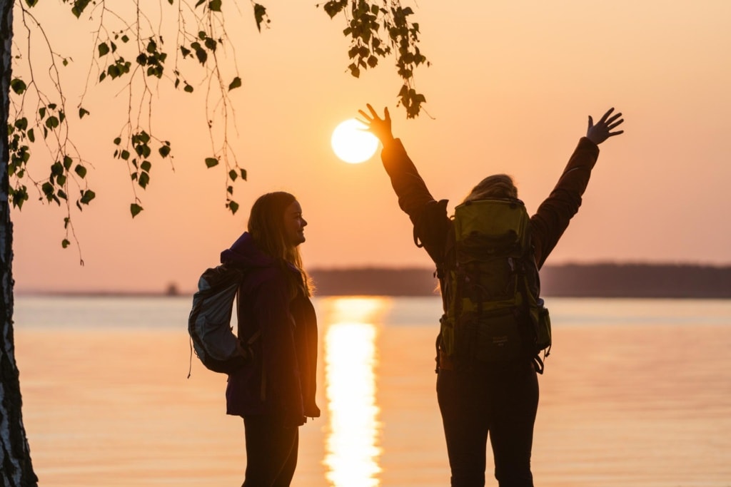 Auf dem Naturparkweg wandern durch Mecklenburg-Vorpommern.