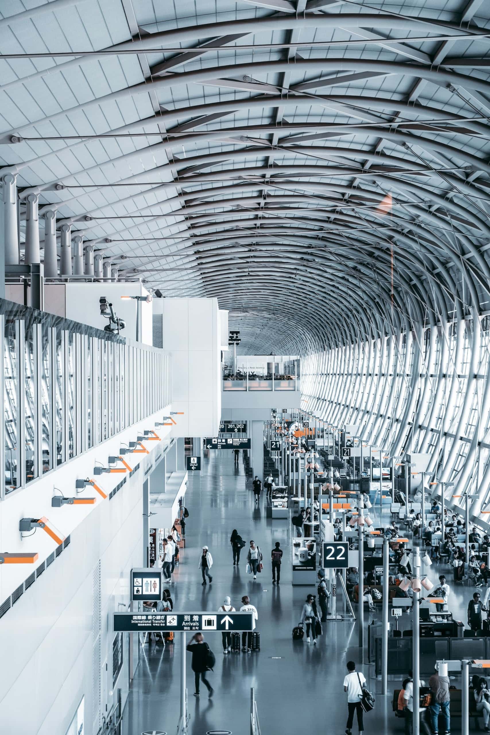 Halle im Flughafen