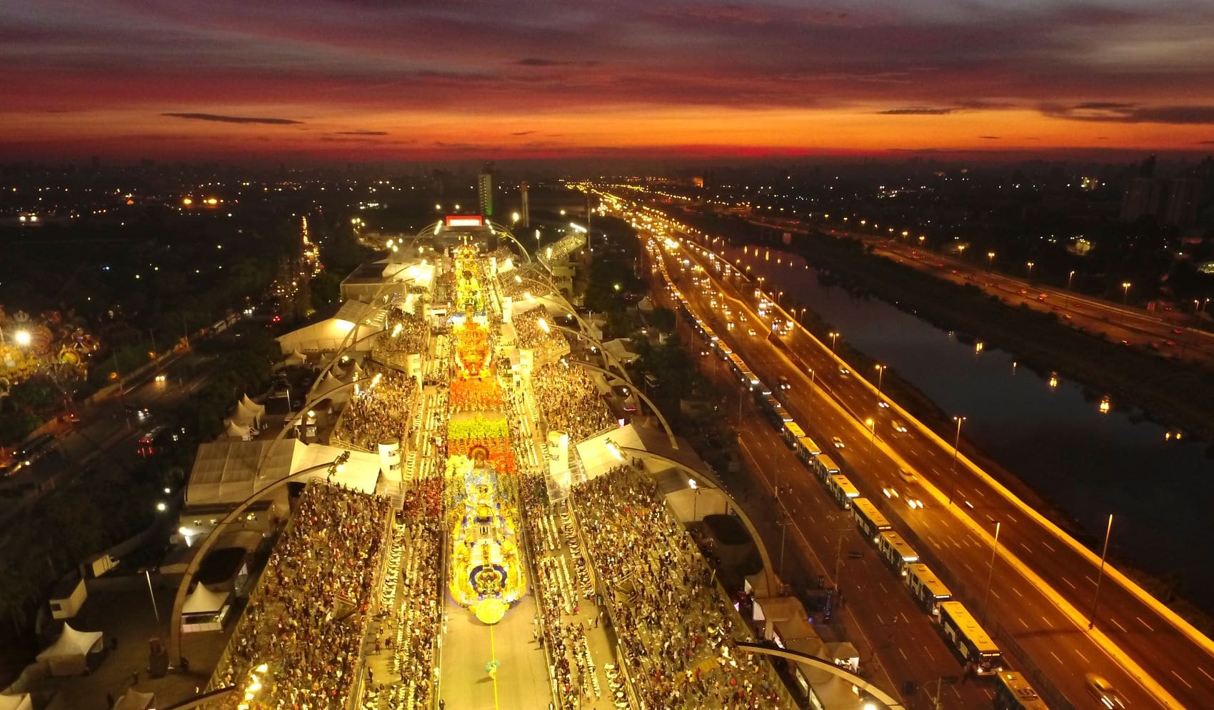 Luftaufnahme Sambódromo in Rio de Janeiro 
