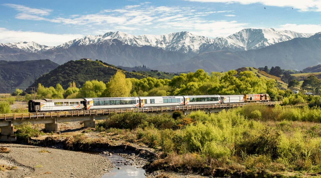 Coastal Pacific Zug in Neuseeland