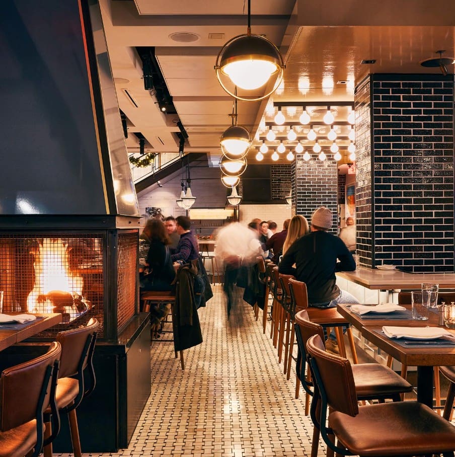 Innenbereich des Bank's Fish House Restaurant in Boston