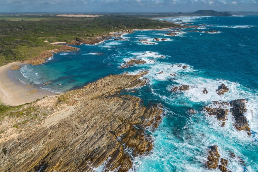 Aussicht auf das Meer und die Landschaft in Tasmanien