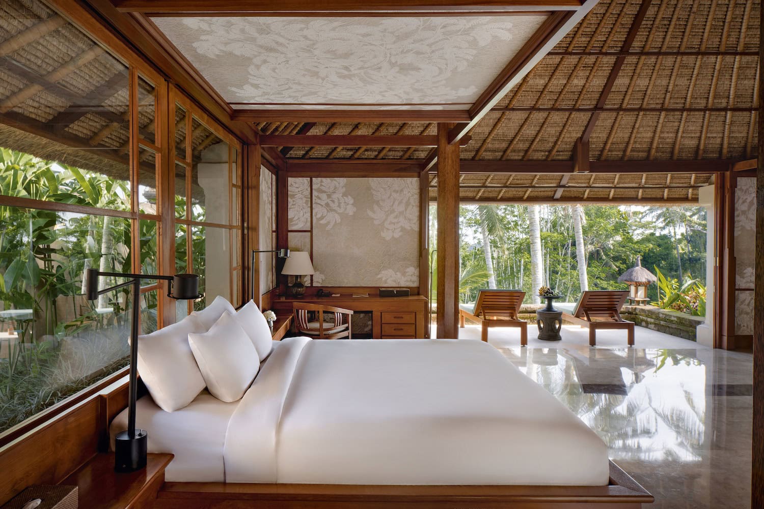 Ein Zimmer des Amandari Resort in Indonesien