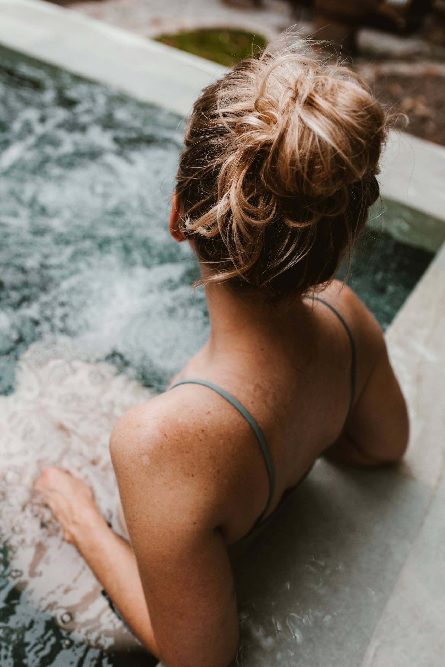 Frau im Spa