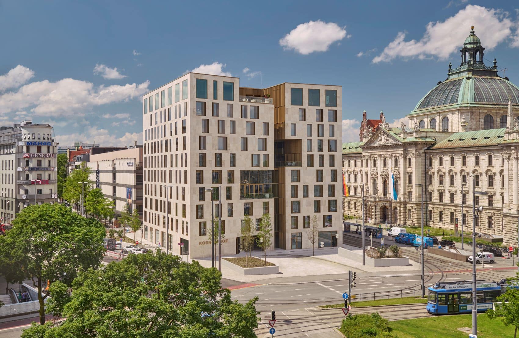 Fassade Hotel Koenigshof München