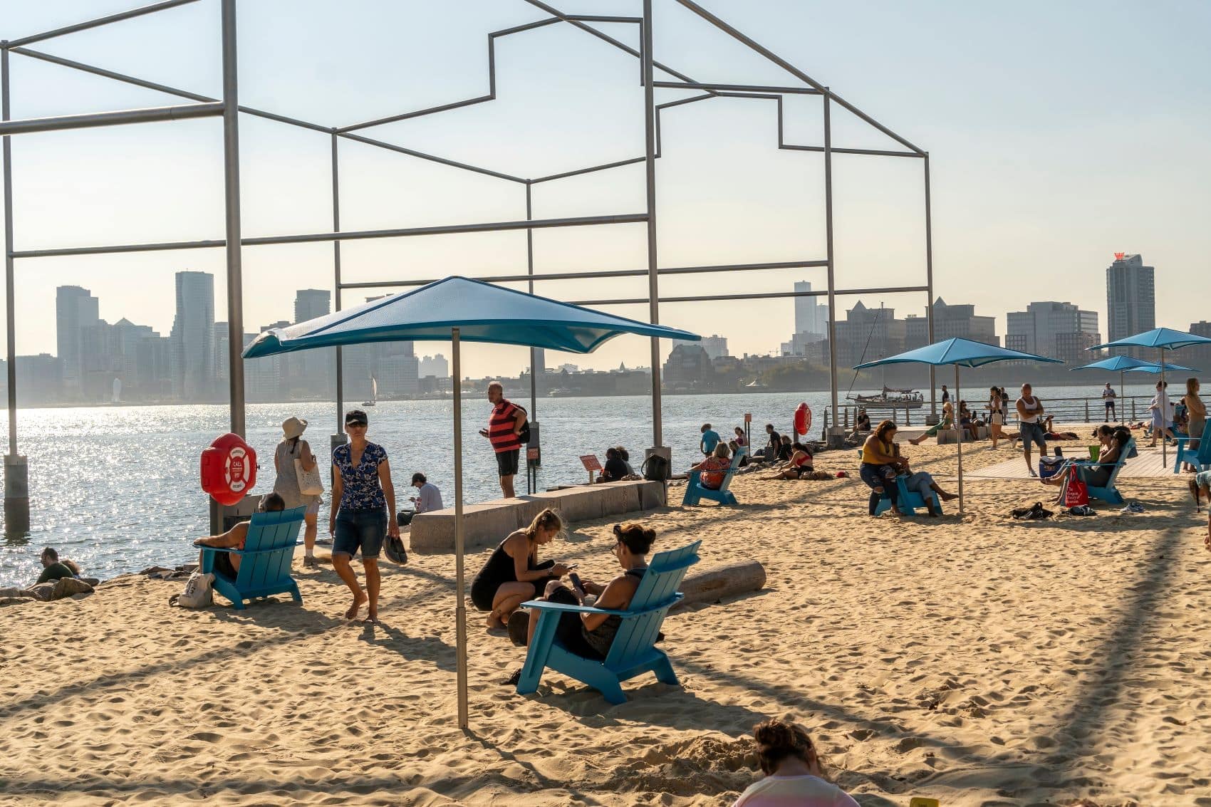 Strand Peninsula Gansevoort New York 