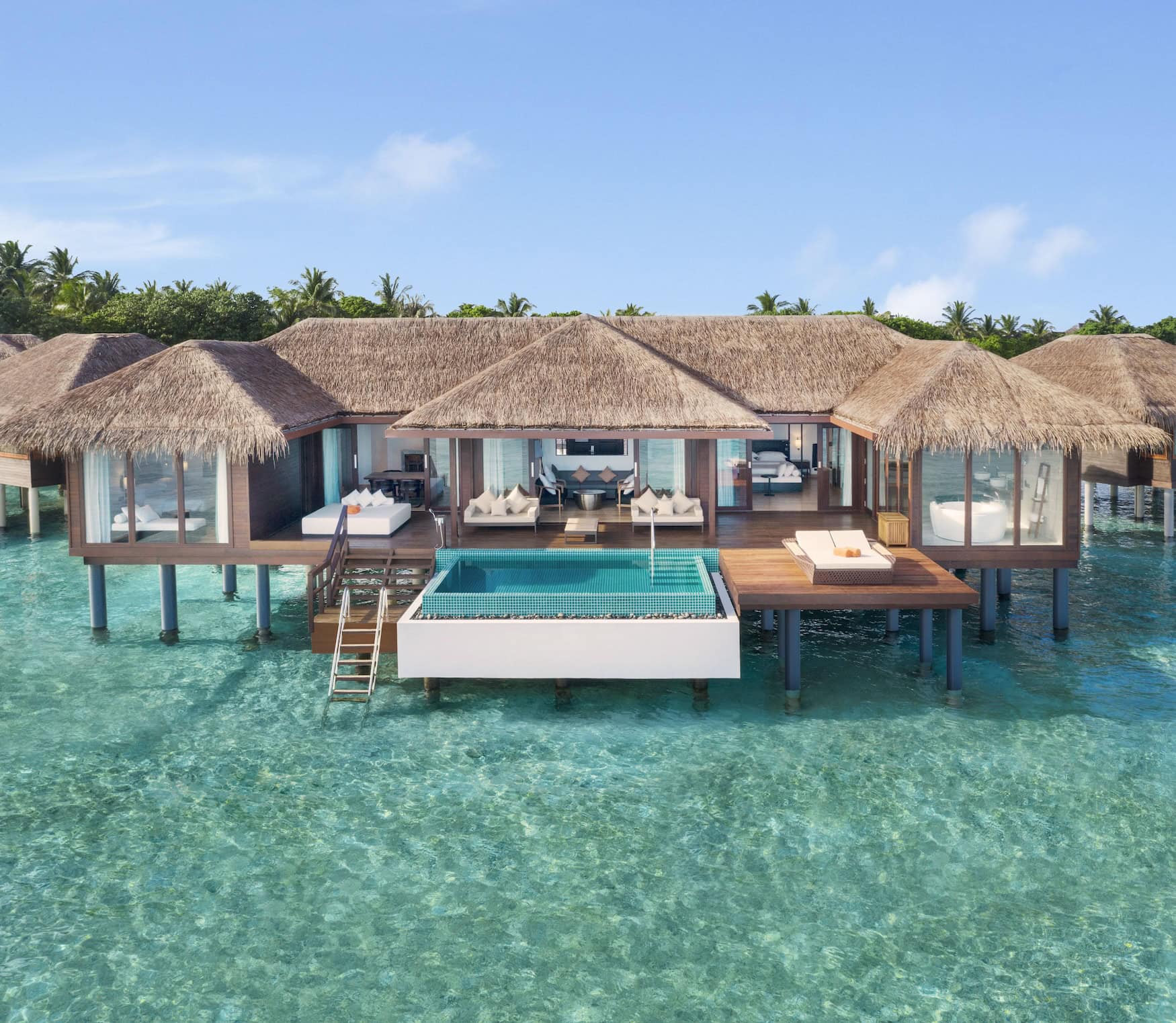 Eine Villa auf dem Meer, mit eigenem Pool.