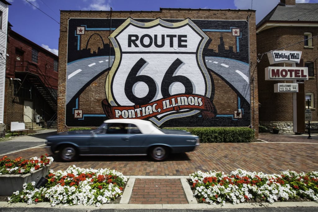 Die Route 66 startet in Chicago, Illinois.