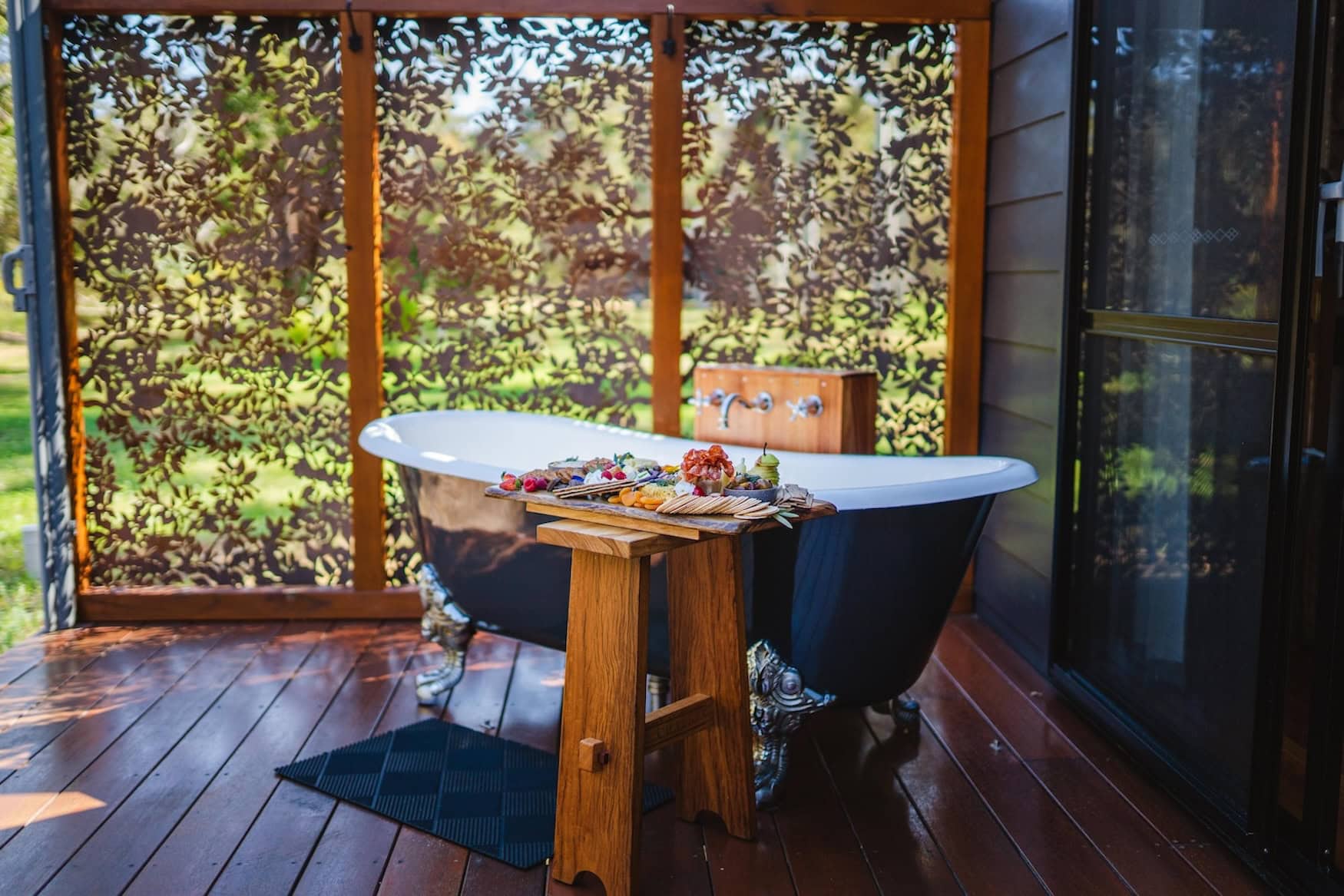 Badewanne in den Tree Chalets in Westaustralien