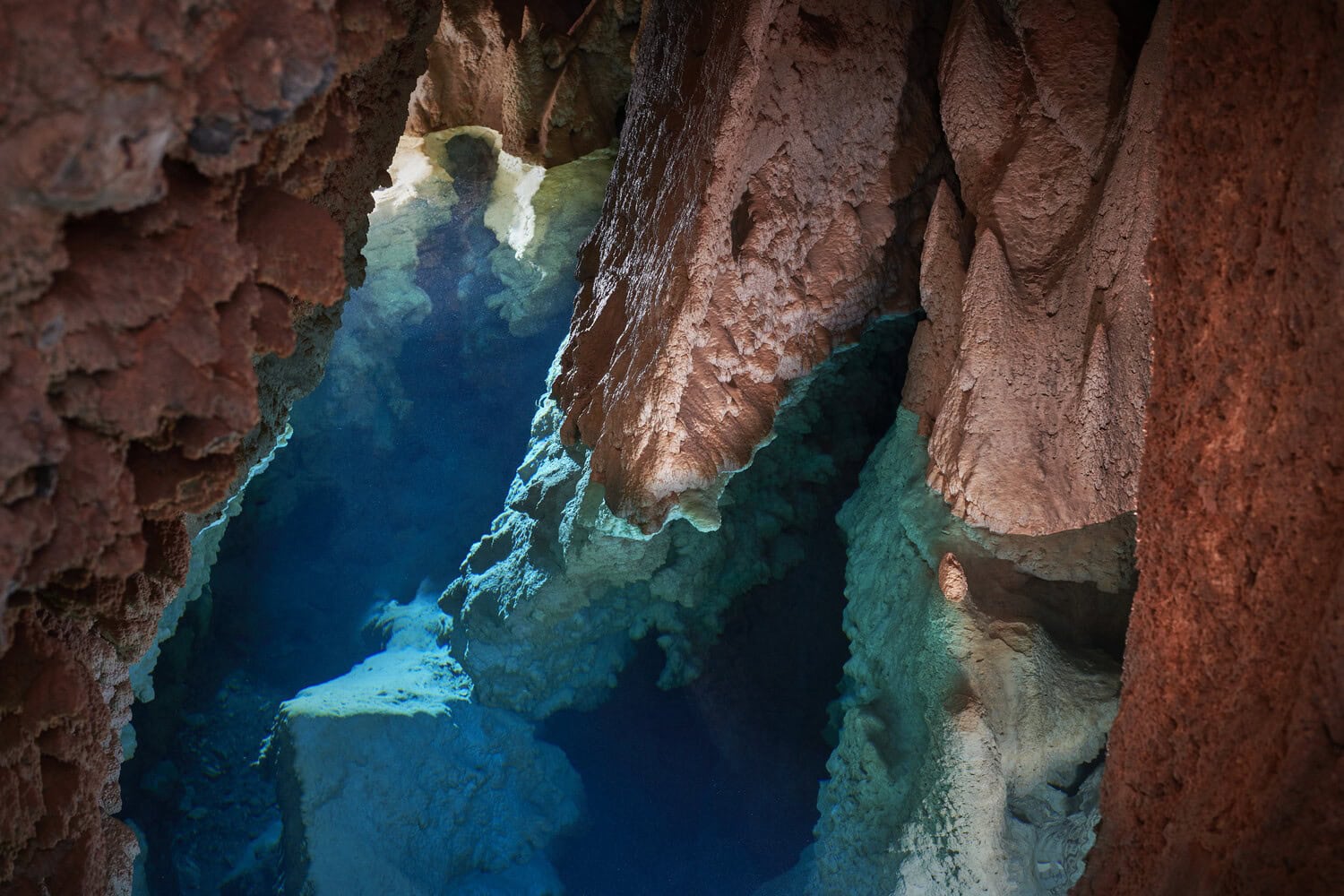 Die Grotte in der Therme.