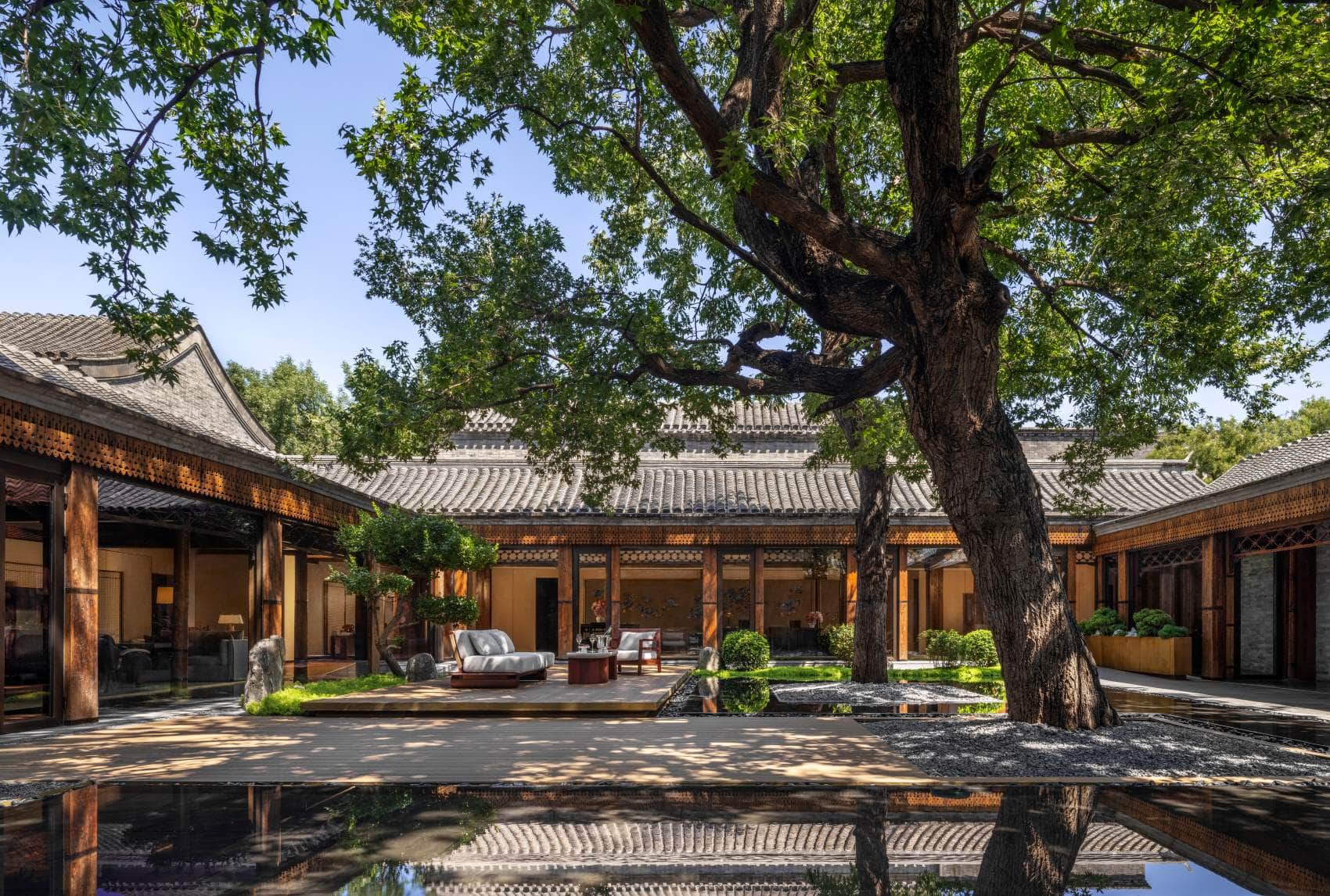 Blick in den Innenhof des Mandarin Oriental Qianmen in Peking