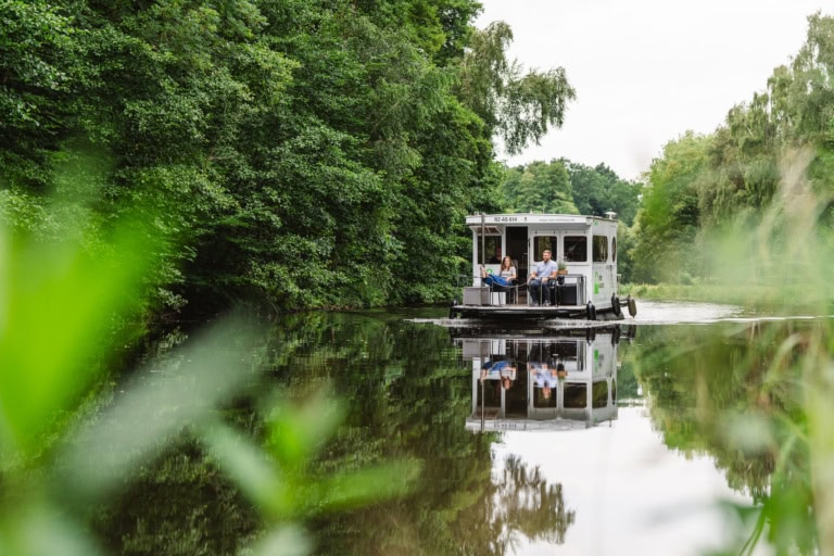 Mit dem Hausboot auf der Elde bei Parchim