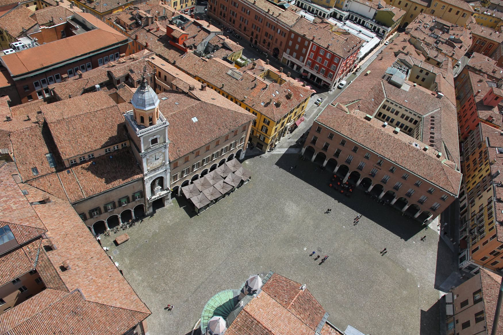 die Stadt Modena in Emilia Romagna im Norden Italiens