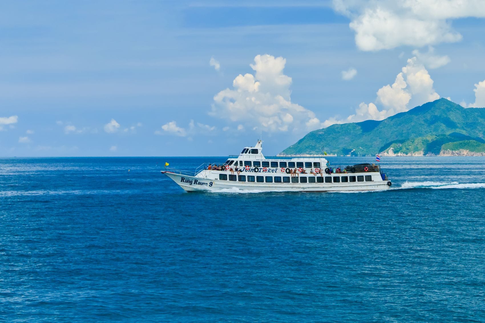 Fähre zwischen Koh Samui und Koh Tao 