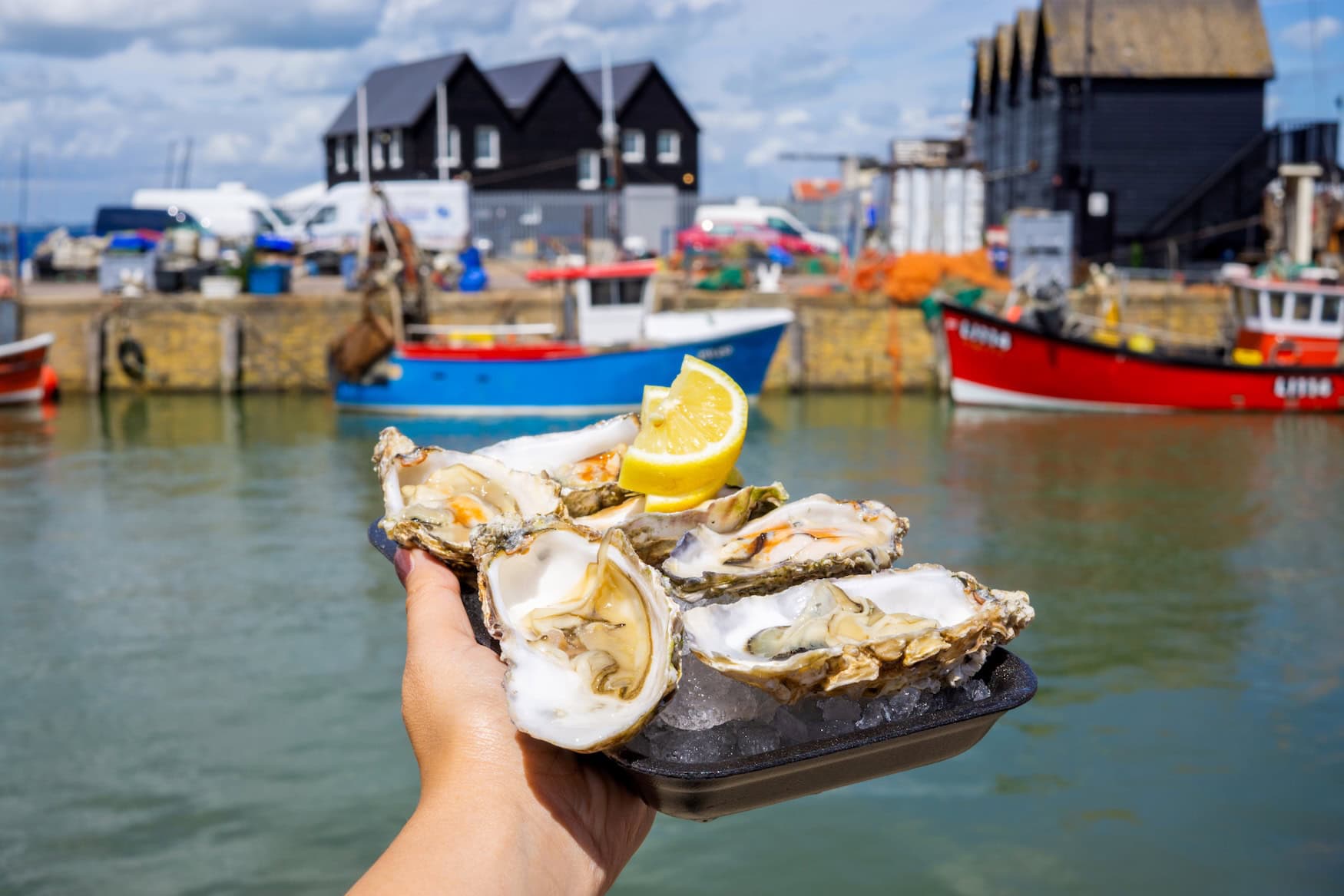Austern in Whitstable in Kent mit seinem atmosphärischen Strand