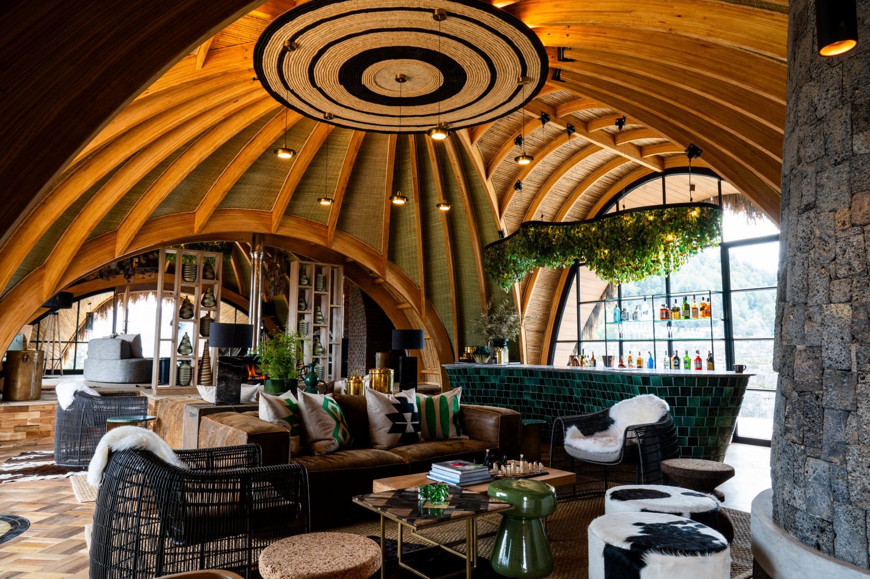 Bar in der Bisate Reserve Lodge in Ruanda