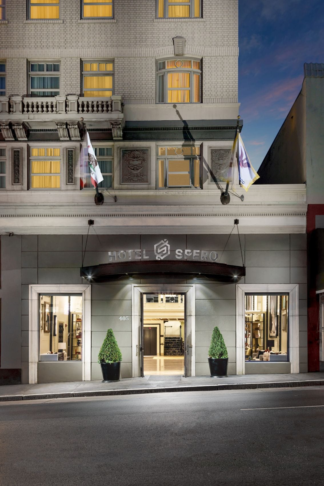 Fassade und Außeneingang des Hotel Spero in San Francisco