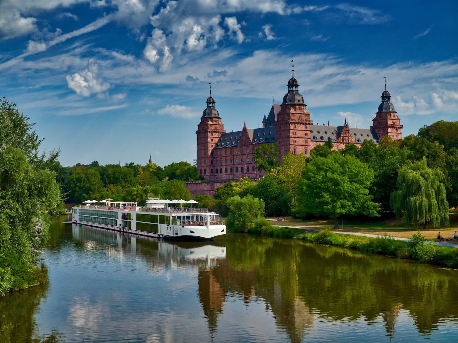 Viking Flusskreuzfahrt vor Aschaffenburg