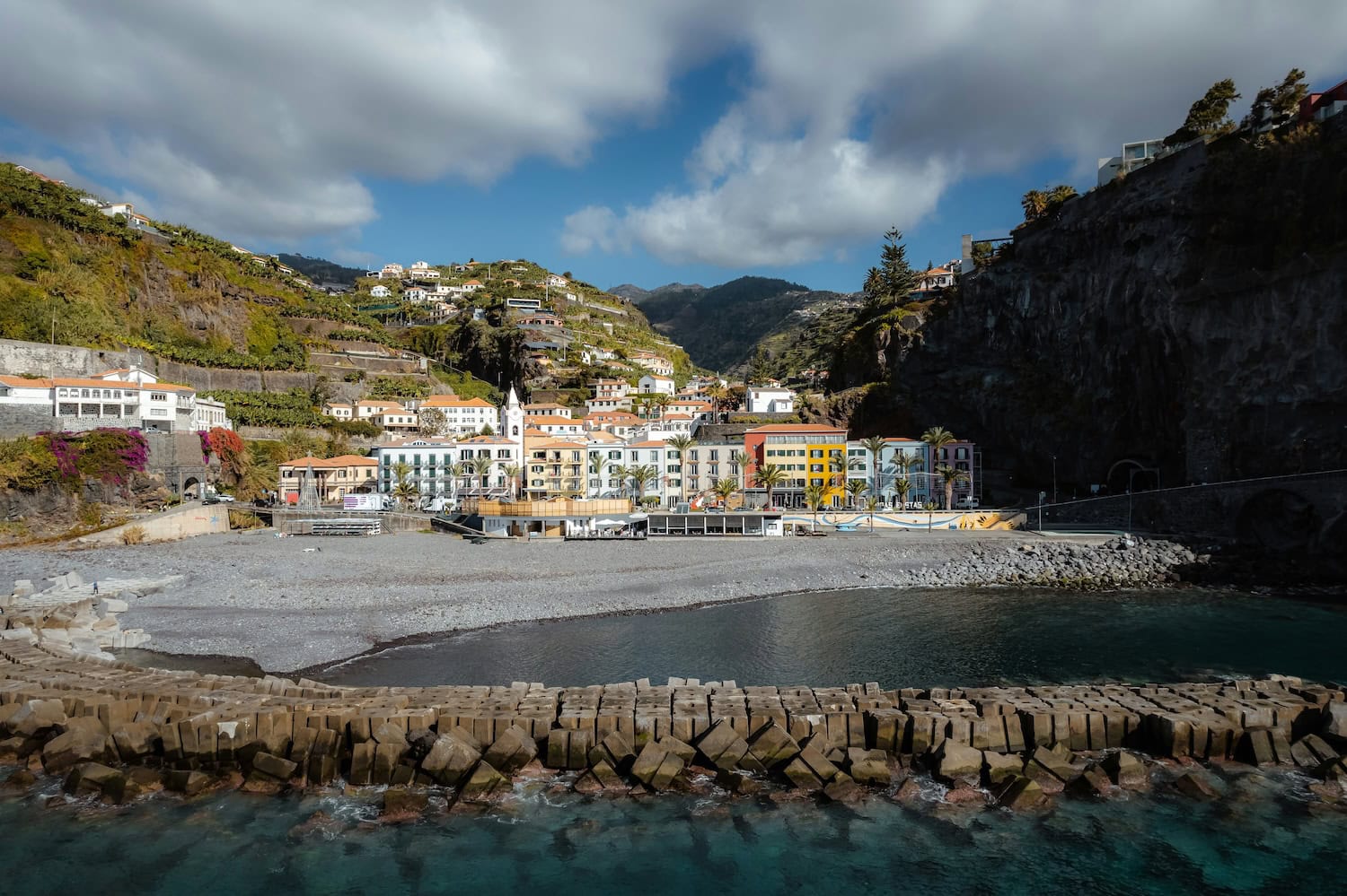 Blick auf Ponta do Sol auf Madeira