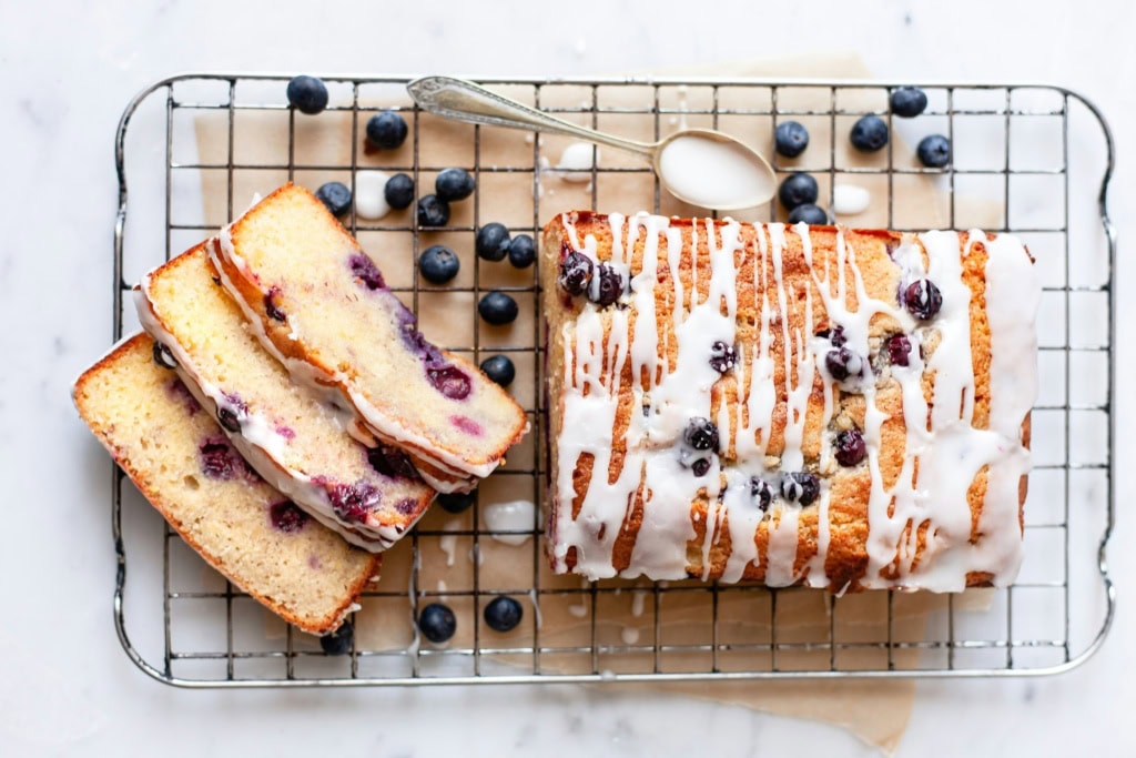 angerichteter Blaubeerkuchen