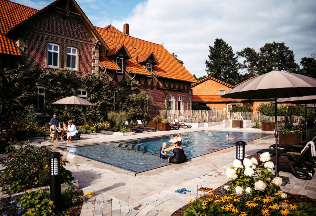 Pool des Landhauses Averbeck.