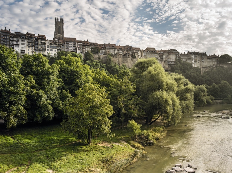 Blick auf die Altstadt von Fribourg, Schweiz