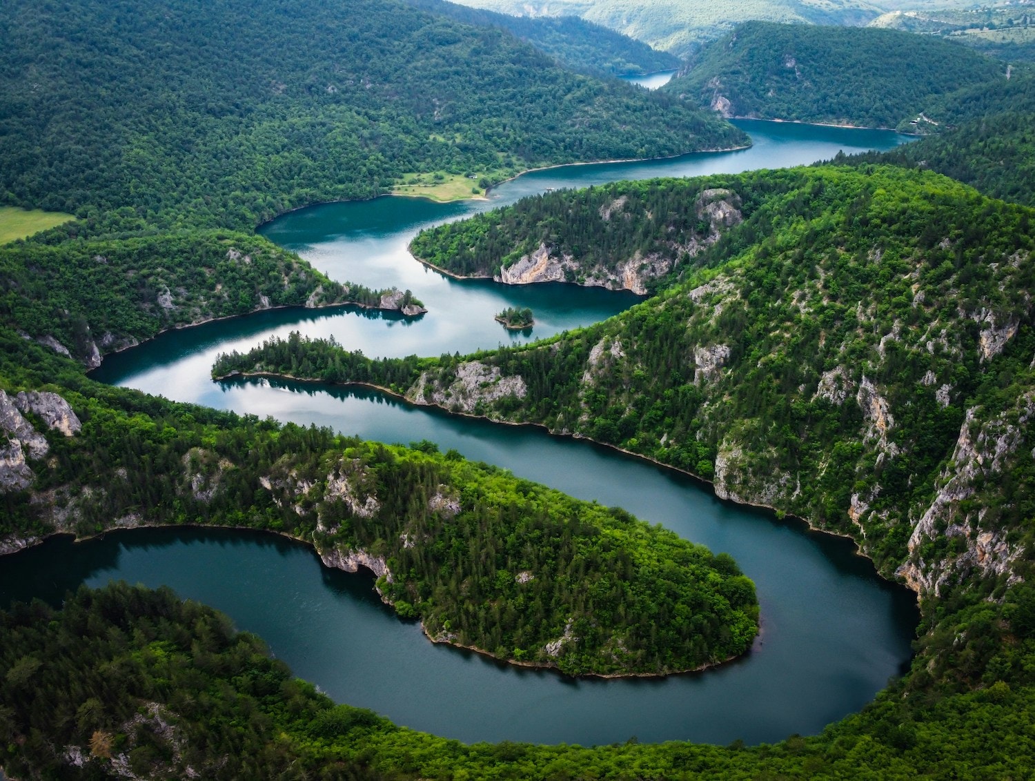 der Meandri Ćehotine Wiewpoint in Mataruge in Montenegro