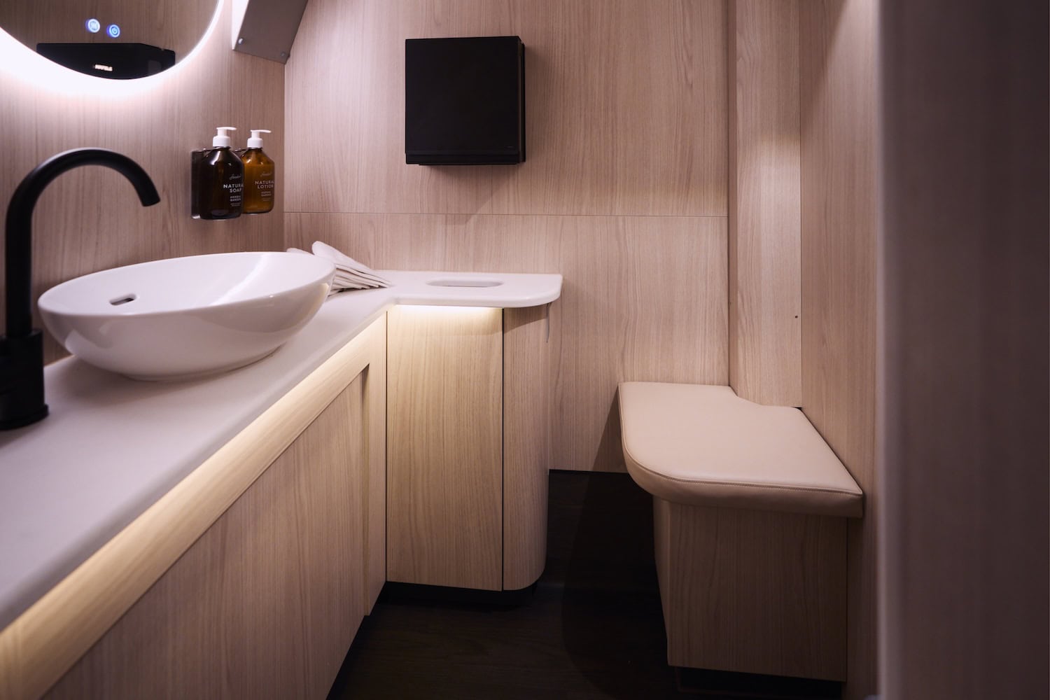 Badezimmer im Twiliner Nachtbus