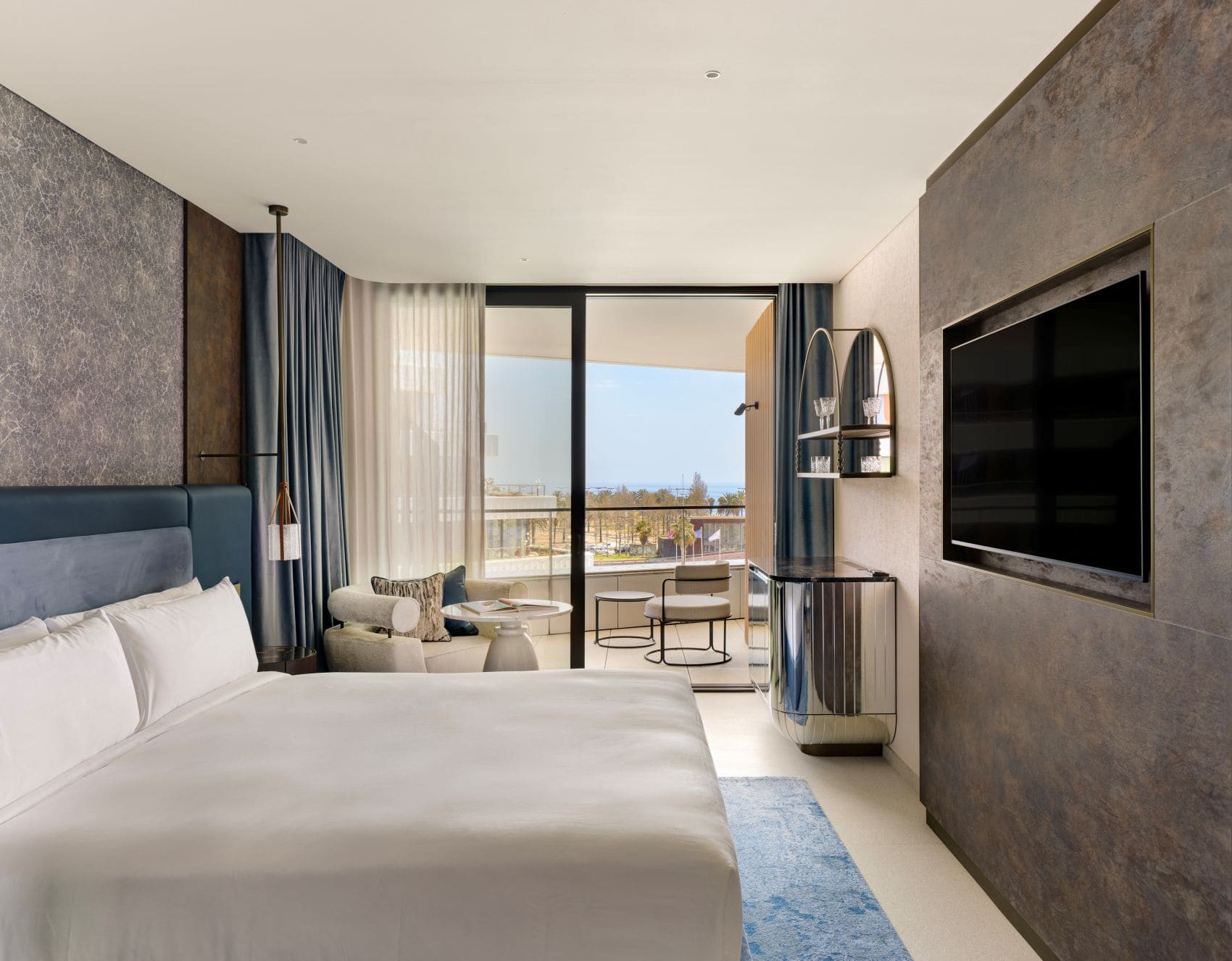 Zimmer im Hotel SLS Barcelona, Katalonien