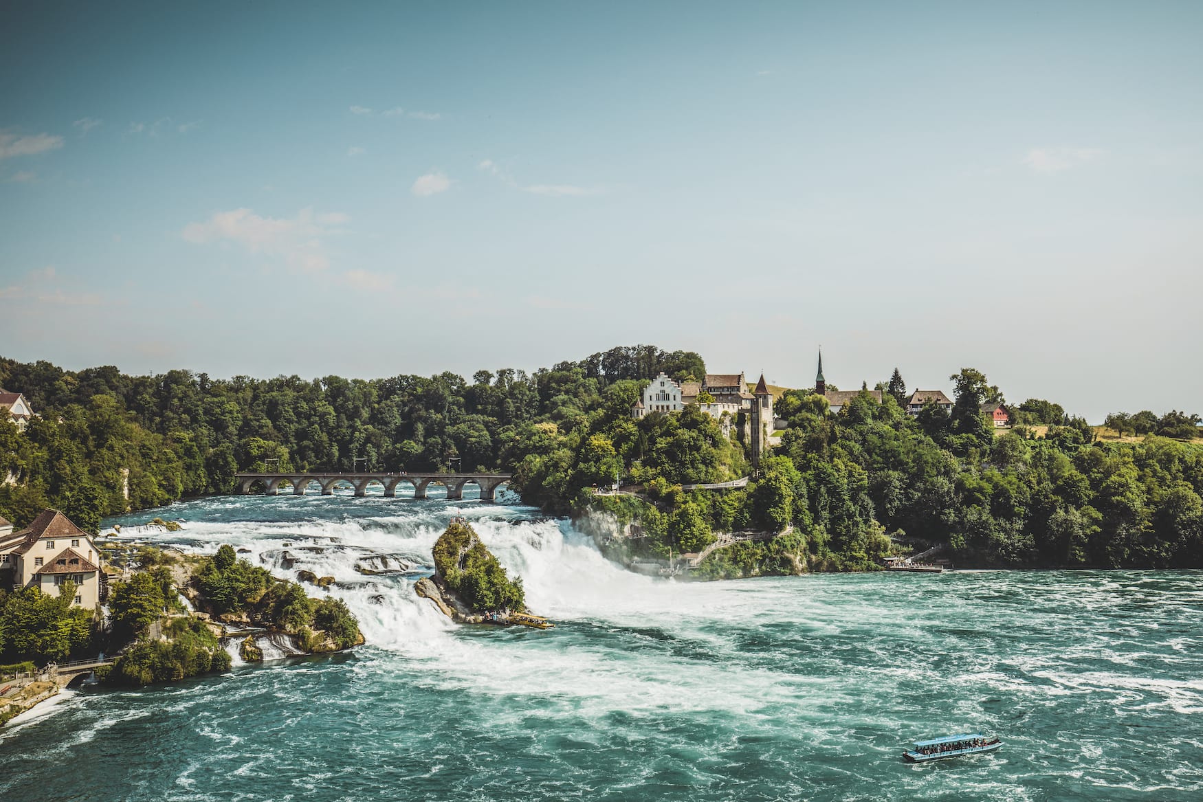 Ausblick auf den Rheinfall bei Neuhausen
