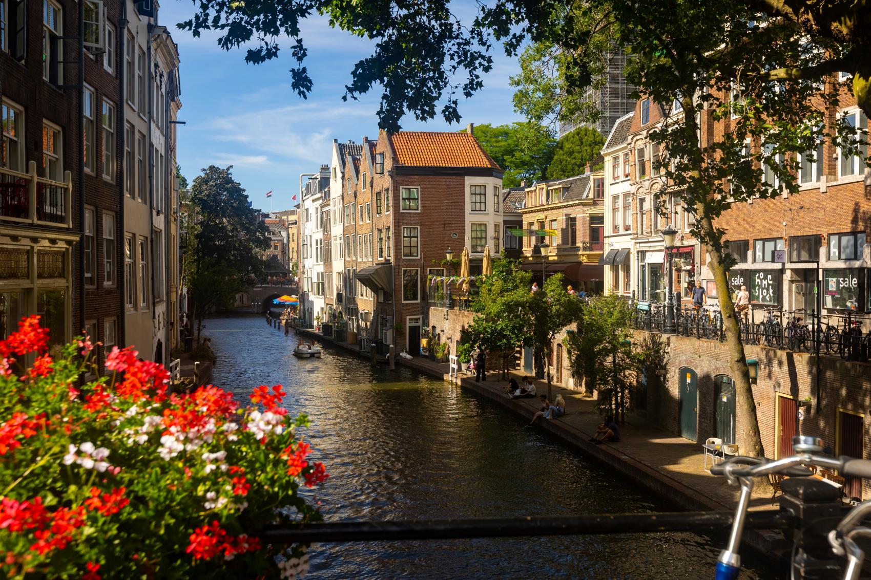 Blick auf den Oudegracht (Old Canal) in Utrecht
