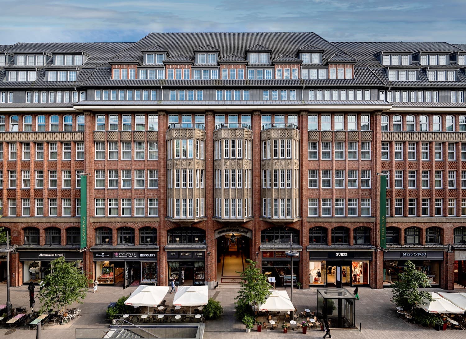 Aussenfassade de Conrad Hamburg