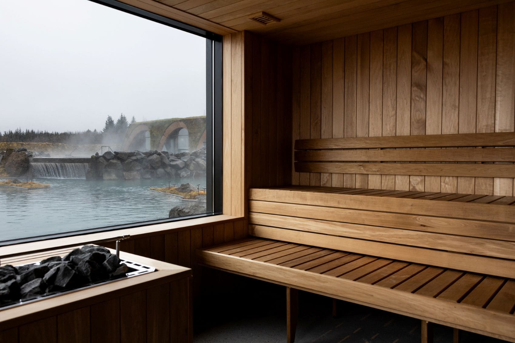 Blick aus der Sauna in der Laugarás Lagoon