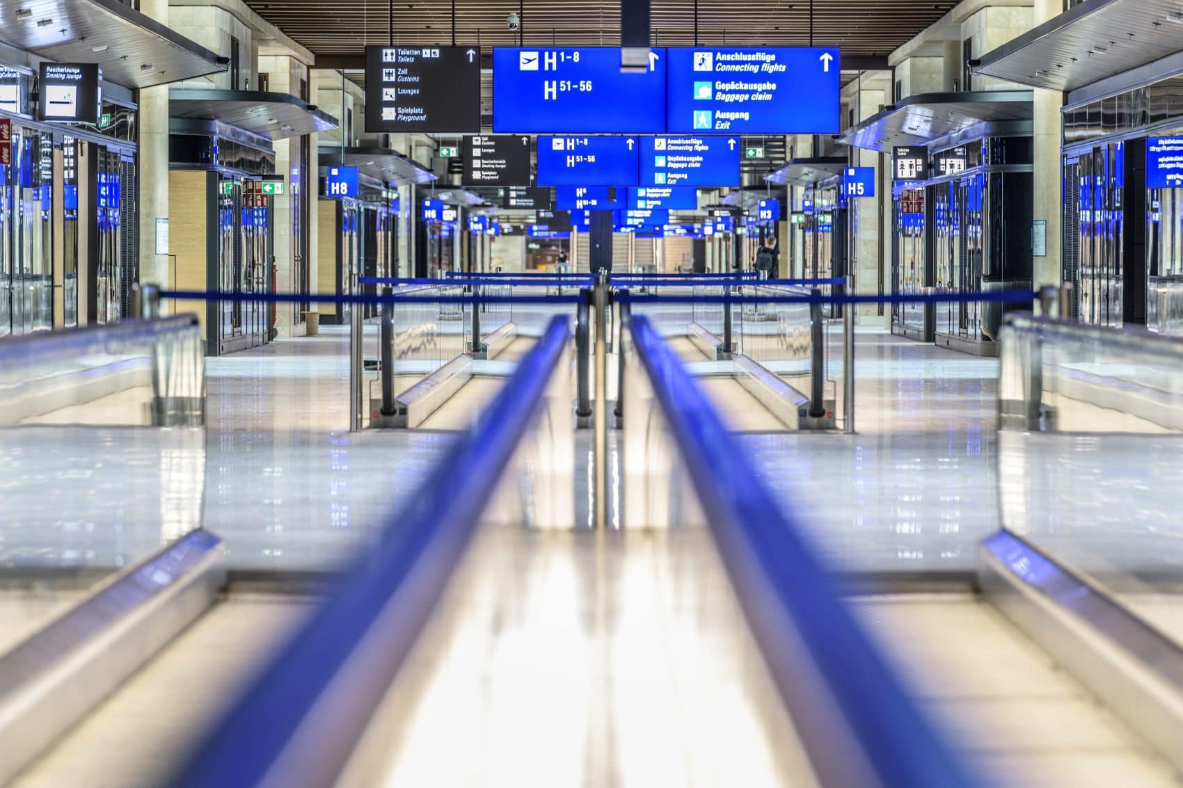Flugsteig H im neuen Terminal 3 des Frankfurter Flughafens 