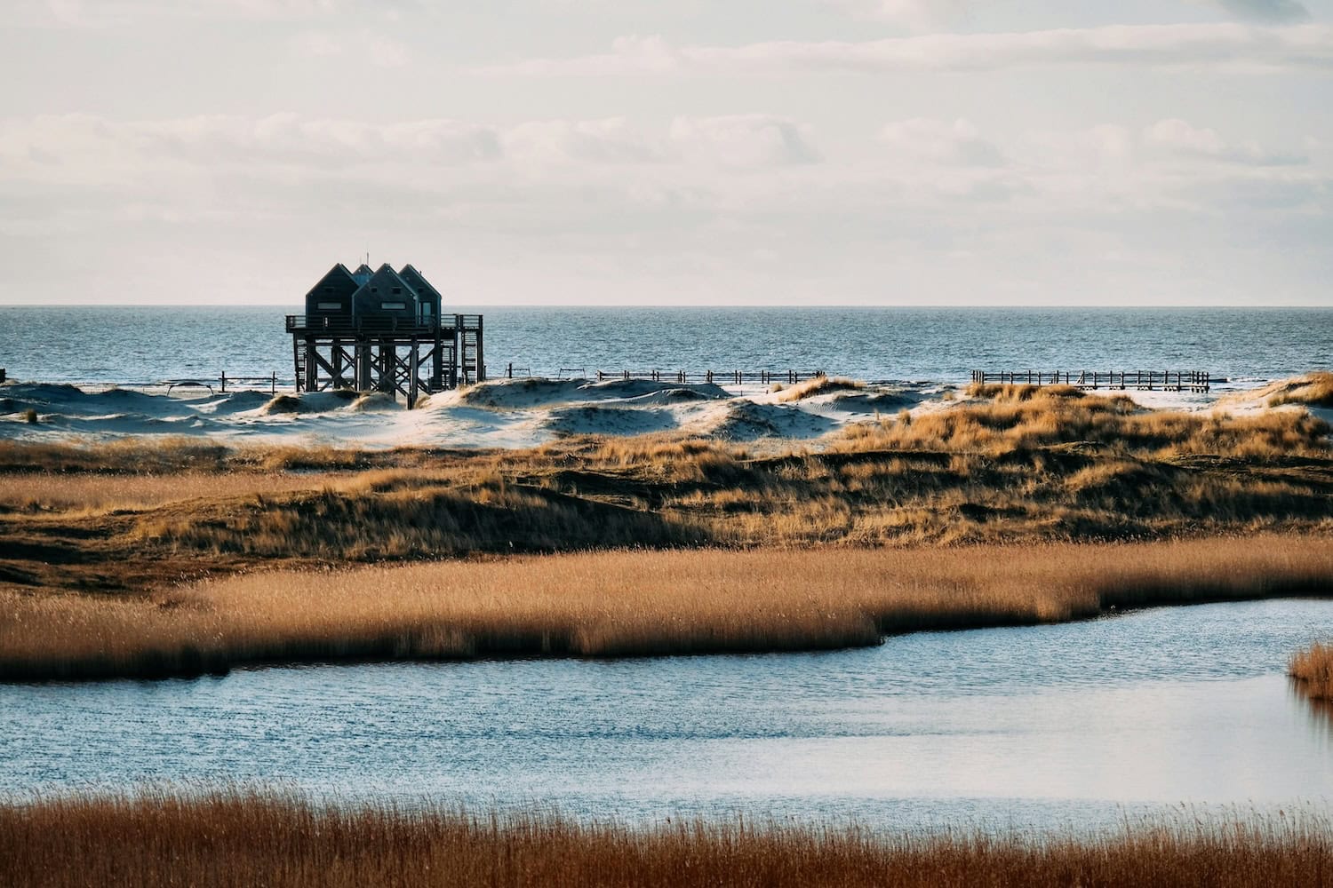 Pfahlbauten in St. Peter-Ording