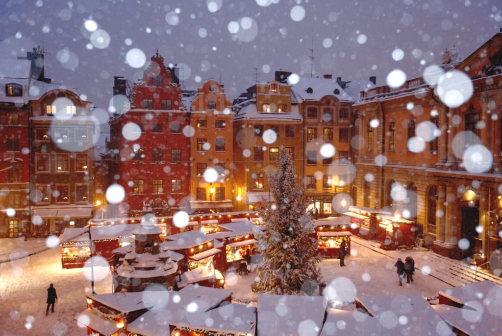 Ein Weihnachtsmarkt in Stockholm.