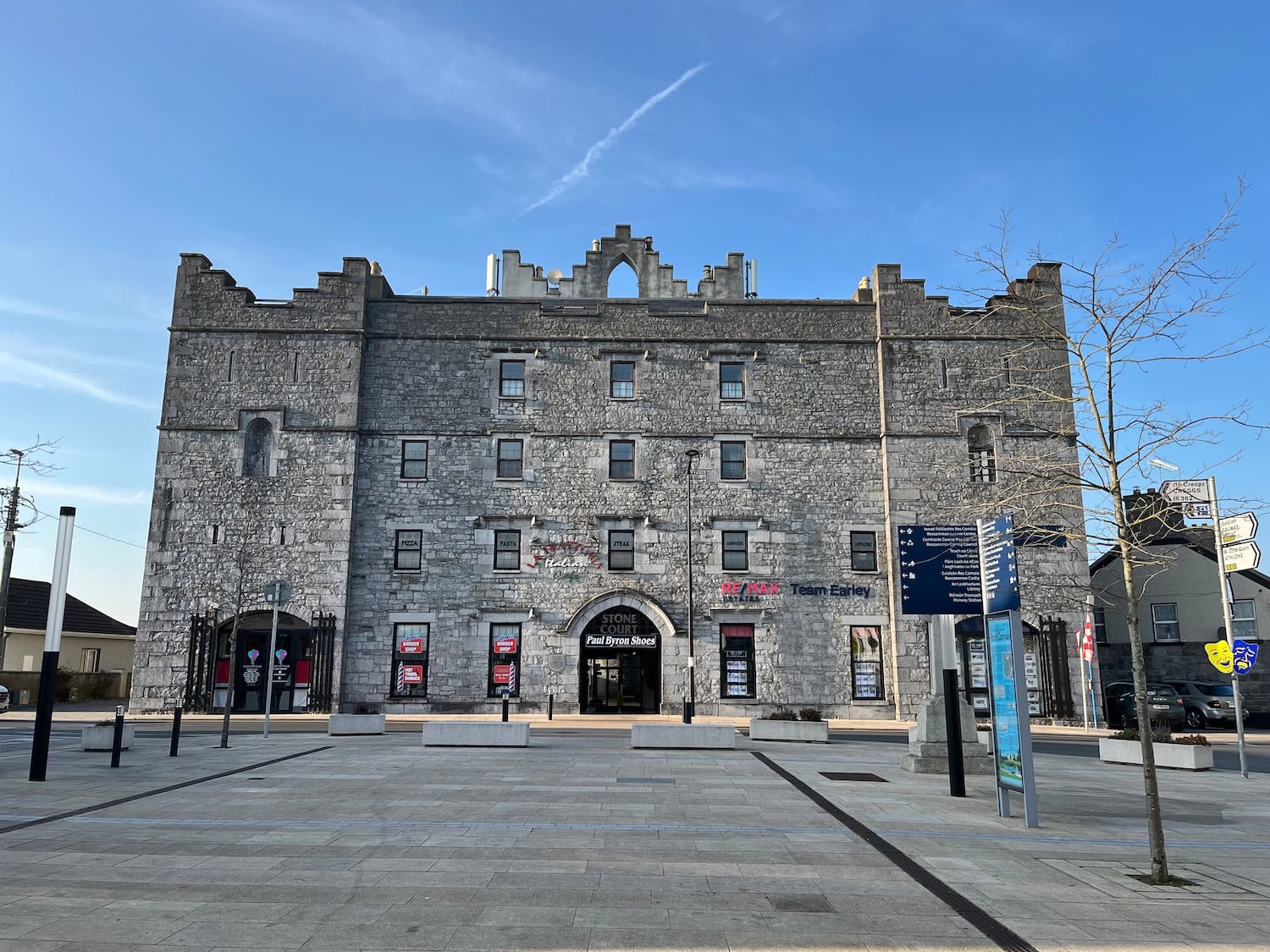 Roscommon Town Center