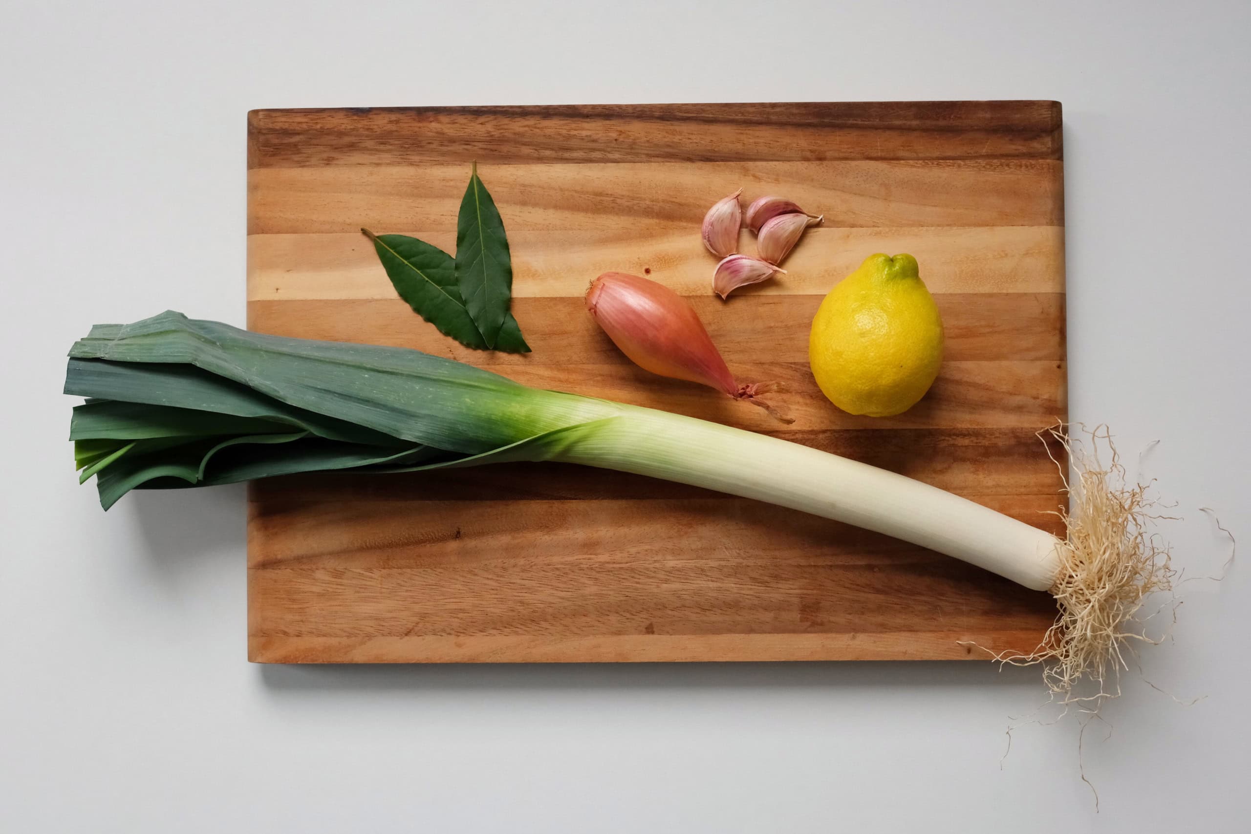Zutaten für ein Miesmuschel-Rezept.