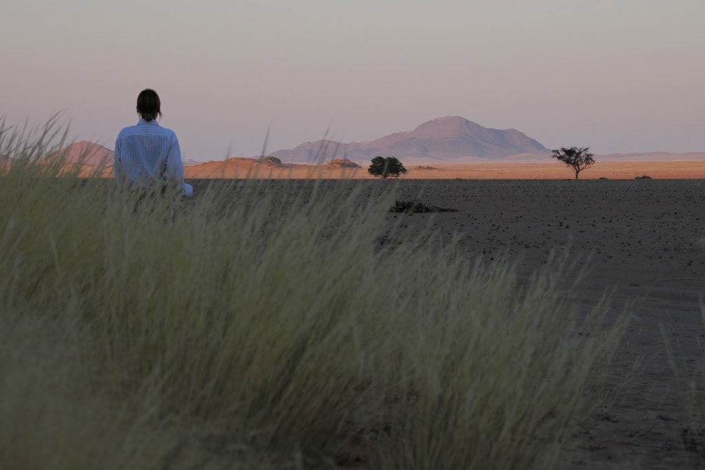 Jana in der Wüste in Angola.