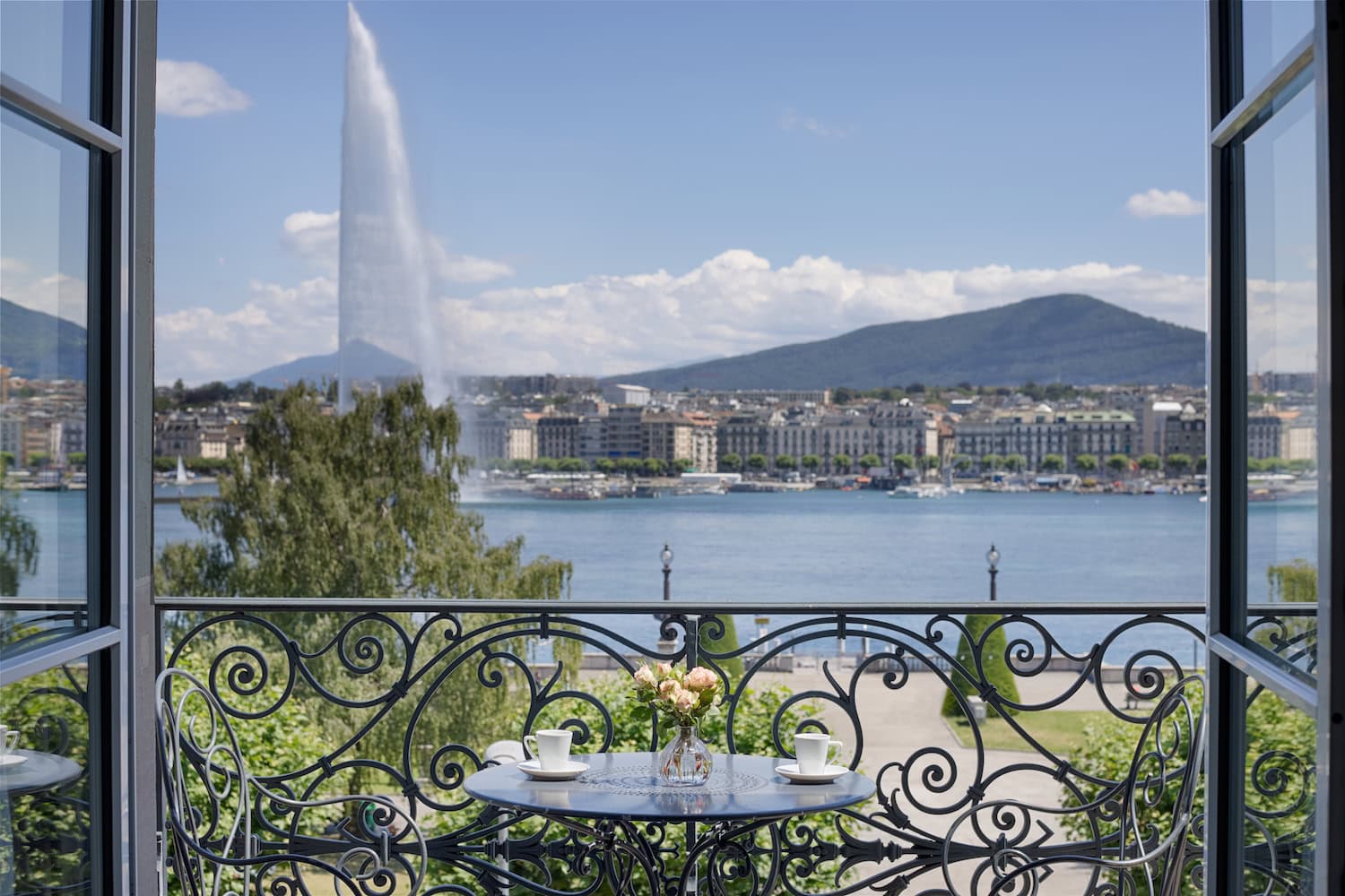 Ausblick aus dem Hotel Beau Rivage Geneve in Genf