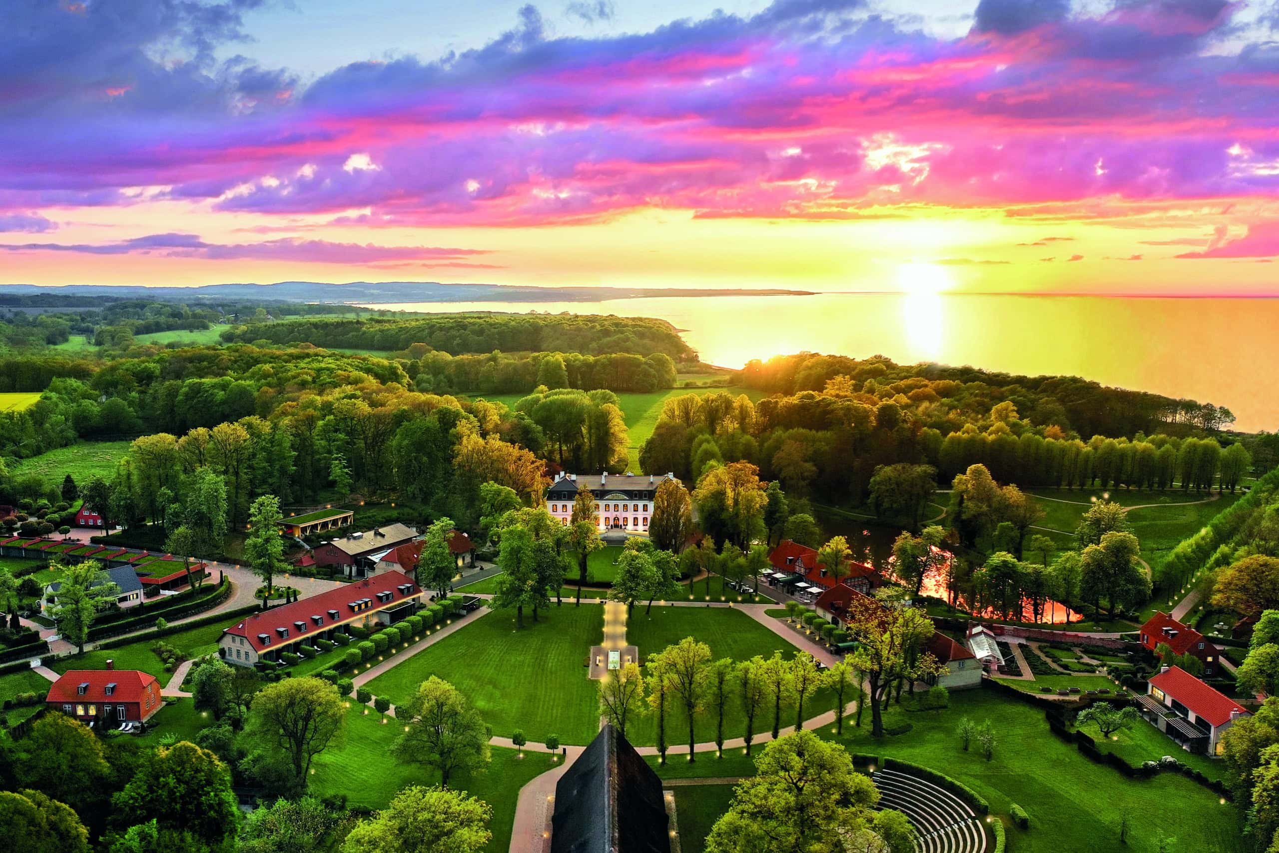 Blick auf das Weissenhaus Private Nature Luxury Resort.