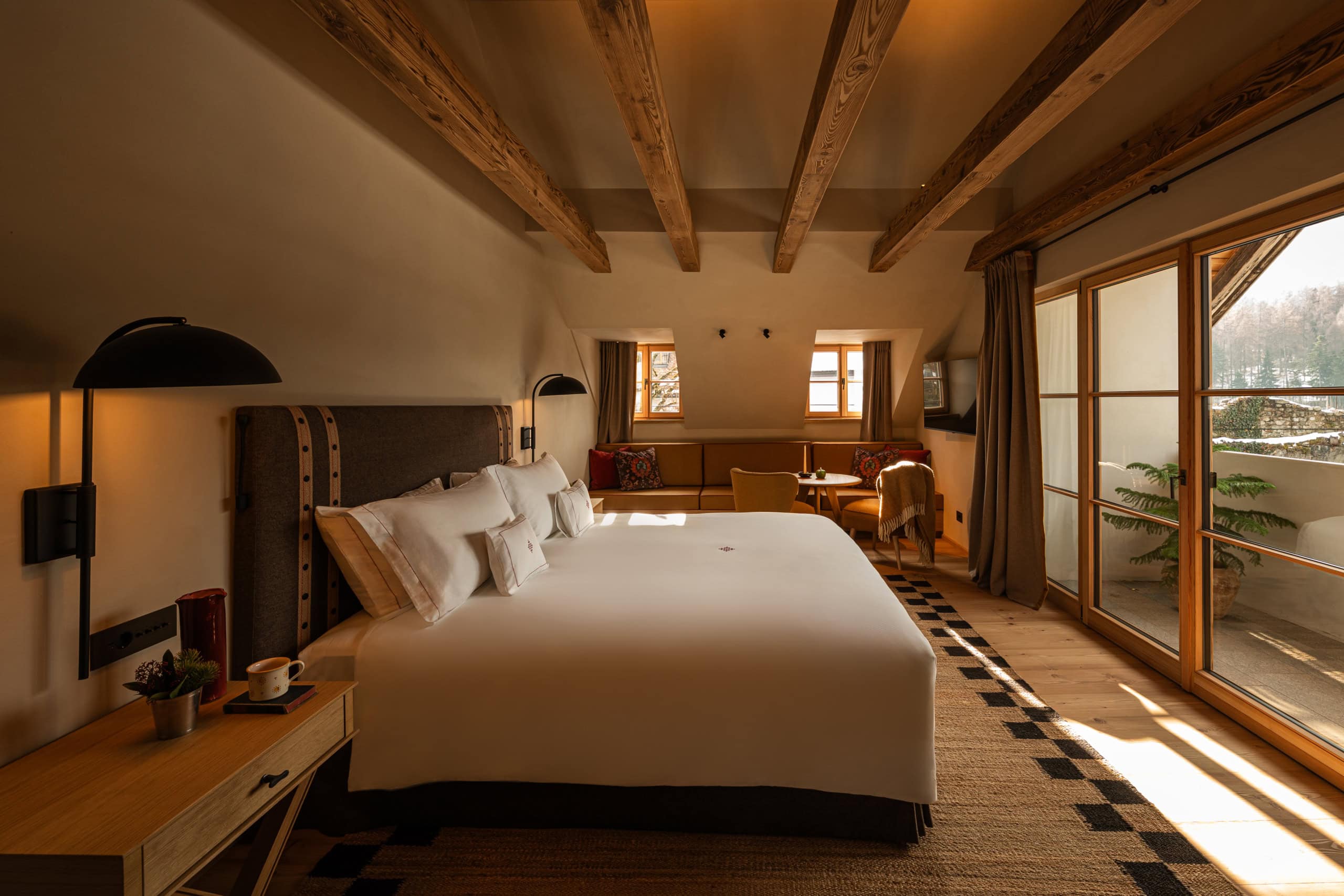 Ein Zimmer im Castel Badia.