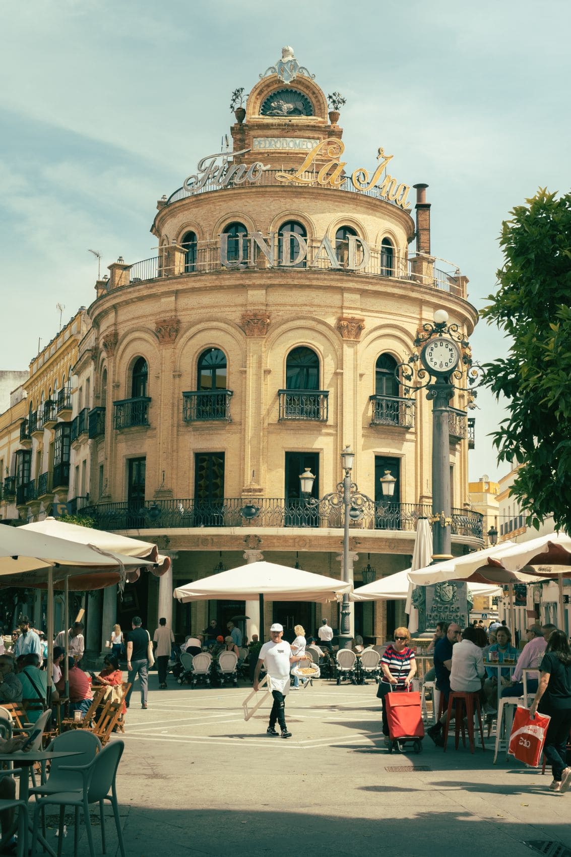 Gebäude El Gallo Azul in Jerez de la Frontera